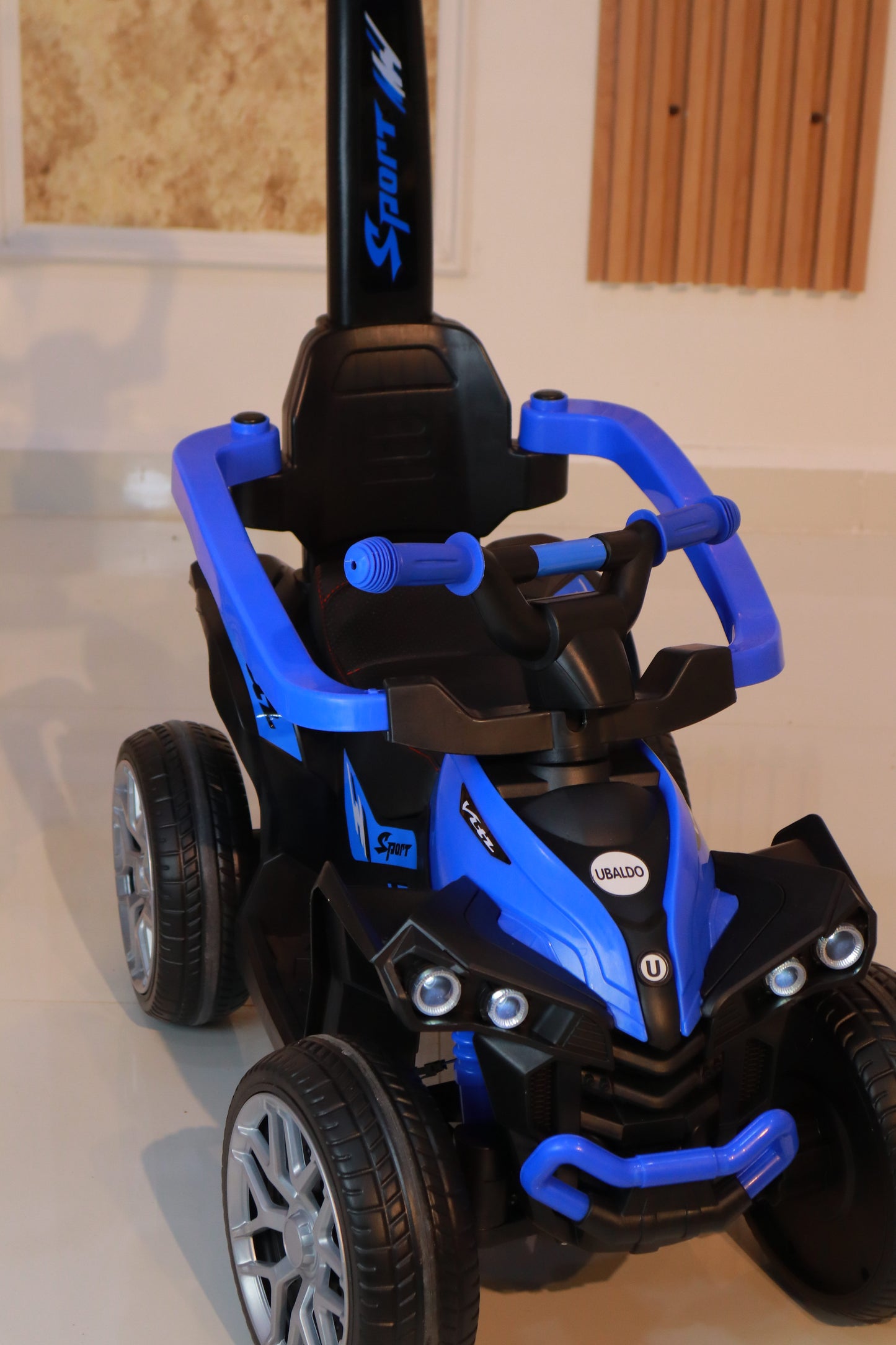 Mini Electric Car 02\2025